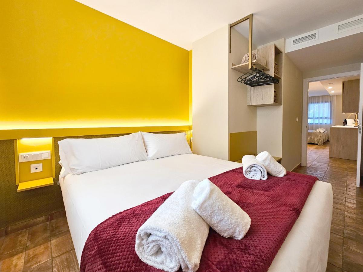 Apartamentos Las Ciencias U Valencia Exteriör bild